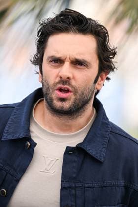 78eme Festival International du Film de Cannes Photocall du film Le Roi Soleil Festival de Cannes 2025 photocall LE ROI SOLEIL Pio Marmai 444585 2025 05 18 Cannes France  Copyright: xLionelxGuericolas MPPx STAR_444585_016