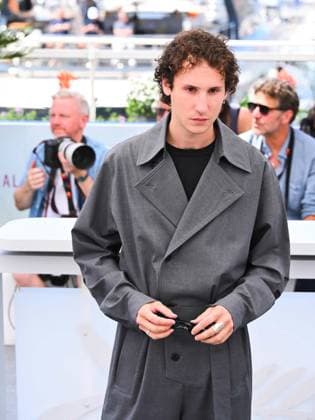 Cannes, 78th Cannes Film Festival 2025 - day 6 - Photocall of the film Le Roi Soleil Cannes, 78th Cannes Film Festival 2025 - day 6 - Photocall of the film Le Roi Soleil . In the photo: Nemo Schiffman Cannes France France  Copyright: xIPA ABACAx