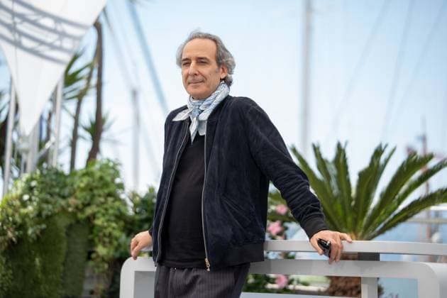 La Lecon De Musique Alexandre Desplat & Guillermo Del Toro Photocall - The 78th Annual Cannes Film Festival Alexandre Desplat poses during the La Lecon De Musique Alexandre Desplat & Guillermo Del Toro photocall at the 78th annual Cannes Film Festival at Palais des Festivals in Cannes, France, on May 18, 2025. Cannes France  Copyright: xLucaxCarlinox originalFilename: carlino-notitle250518_npntA.jpg