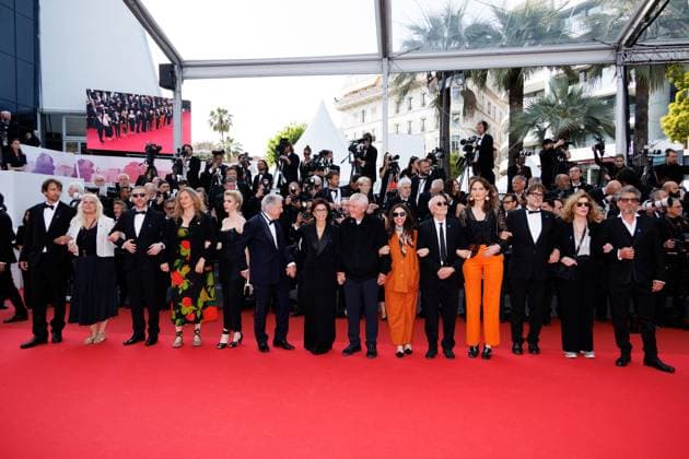 M Montée des marches du film The Phoenician Scheme lors du 78ème Festival International du Film de Cannes Guest, Constantin Costa Gavras, Rachida Dati, Claude Lelouch, guest, Radu Mihaileanu Montée des marches du film The Phoenician Scheme lors du 78ème Festival International du Film de Cannes, au Palais des Festivals à Cannes Le 18 mai 2025 Jacovides Moreau Bestimage Red carpet for the movie The Phoenician Scheme during the 78th Cannes International Film Festival at the Palais des Festivals in Cannes, France On may 18th 2025 Cannes France  Copyright: xJACOVIDES-MOREAUx xBESTIMAGExJACOVIDES-MOREAUx xBESTIMAGEx