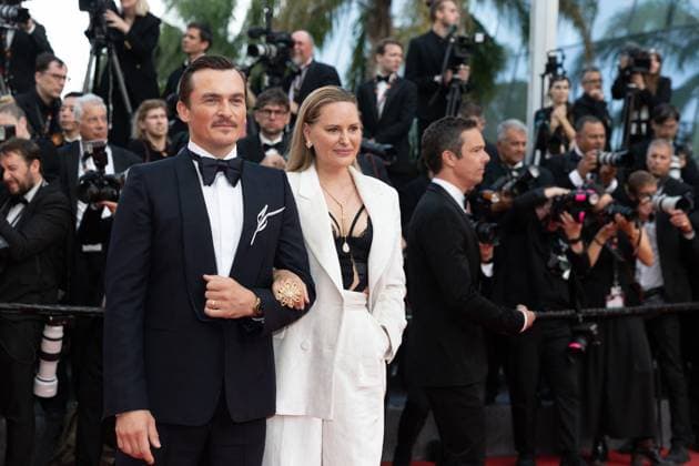 B Montée des marches du film The Phoenician Scheme lors du 78ème Festival International du Film de Cannes Rupert Friend et sa femme Aimee Mullins Montée des marches du film The Phoenician Scheme lors du 78ème Festival International du Film de Cannes, au Palais des Festivals à Cannes On may 18th 2025 Olivier Borde Bestimage Red carpet for the movie The Phoenician Scheme during the 78th Cannes International Film Festival at the Palais des Festivals in Cannes, France On may 18th 2025 Cannes France  Copyright: xOLIVIERxBORDEx xBESTIMAGExOLIVIERxBORDEx xBESTIMAGEx
