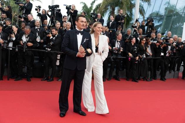 B Montée des marches du film The Phoenician Scheme lors du 78ème Festival International du Film de Cannes Rupert Friend et sa femme Aimee Mullins Montée des marches du film The Phoenician Scheme lors du 78ème Festival International du Film de Cannes, au Palais des Festivals à Cannes On may 18th 2025 Olivier Borde Bestimage Red carpet for the movie The Phoenician Scheme during the 78th Cannes International Film Festival at the Palais des Festivals in Cannes, France On may 18th 2025 Cannes France  Copyright: xOLIVIERxBORDEx xBESTIMAGExOLIVIERxBORDEx xBESTIMAGEx