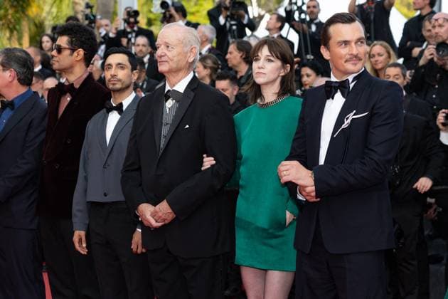 B Montée des marches du film The Phoenician Scheme lors du 78ème Festival International du Film de Cannes Richard Ayoade, Riz Ahmed, Bill Murray, Charlotte Gainsbourg, Rupert Friend Montée des marches du film The Phoenician Scheme lors du 78ème Festival International du Film de Cannes, au Palais des Festivals à Cannes Le 18 mai 2025 Olivier Borde Bestimage Red carpet for the movie The Phoenician Scheme during the 78th Cannes International Film Festival at the Palais des Festivals in Cannes, France On may 18th 2025 Cannes France  Copyright: xOLIVIERxBORDEx xBESTIMAGExOLIVIERxBORDEx xBESTIMAGEx