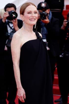 Julianne Moore at the premiere of the feature film The Phoenician Scheme The Phoenician Masterstroke at the Festival de Cannes 2025 78 Cannes International Film Festival at the Palais des Festivals Cannes, 18 05 2025 Foto:xD.xBedrosianx xFuturexImagex phoenician_5527