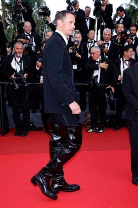 Alexander Skarsgard at the premiere of the feature film The Phoenician Scheme The Phoenician Masterstroke at the Festival de Cannes 2025 78 Cannes International Film Festival at the Palais des Festivals Cannes, 18 05 2025 Foto:xD.xBedrosianx xFuturexImagex phoenician_5530