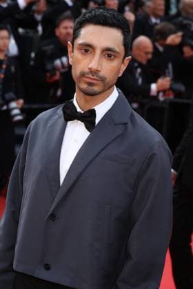 78eme Festival International du Film de Cannes Montée des marches du film The Phoenician Theme 78th Cannes Film Festival Red carpet of the film The phoenician scheme Riz Ahmed 444609 2025 05 18 Cannes France  Copyright: xIsabellexVautierx xStarfacex STAR_444609_013