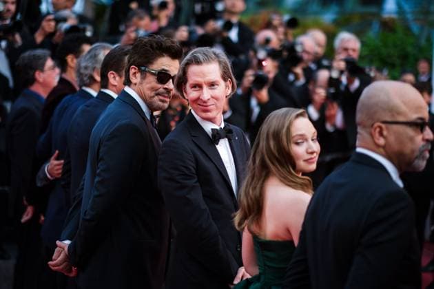 Entertainment Bilder des Tages Red Carpet for The Phoenician Scheme , Palais des Festivals, Cannes, France Wes Andersonseen on the Red Carpet for The Phoenician Scheme during the 78th Festival de Cannes (Cannes International Film Festival) at Palais des Festivals, Cannes, , France on 18 May 2025. Picture, Credit:Julie Edwards Avalon France, French Riviera, Cannes, Palais des Festivals Copyright: xJuliexEdwardsx xAvalonx 1000682023