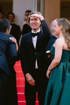 Internationale Filmfestspiele von Cannes, The Phoenician Scheme Premiere 78eme Festival International du Film de Cannes Montée des marches du film The Phoenician Theme 78th International Cannes Film Festival Red carpet for The Phoenician Theme Movie 444610 2025 05 18 Alpes Maritimes Cannes France Winslet Threapleton, Mia Anderson, Wes  Copyright: xTerencexBaelenx STAR_444610_201