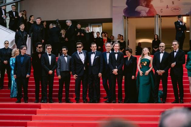 Internationale Filmfestspiele von Cannes, The Phoenician Scheme Premiere 78eme Festival International du Film de Cannes Montée des marches du film The Phoenician Theme 78th International Cannes Film Festival Red carpet for The Phoenician Theme Movie 444610 2025 05 18 Alpes Maritimes Cannes France Winslet Threapleton, Mia Anderson, Wes Del Toro, Benicio Wright, Jeffrey Cera, Michael Cumberbatch, Benedict Friend, Rupert Ayoade, Richard  Copyright: xTerencexBaelenx STAR_444610_205