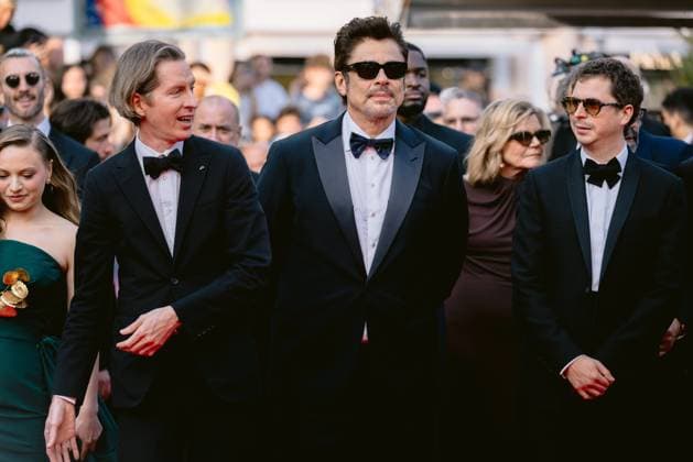 Internationale Filmfestspiele von Cannes, The Phoenician Scheme Premiere 78eme Festival International du Film de Cannes Montée des marches du film The Phoenician Theme 78th International Cannes Film Festival Red carpet for The Phoenician Theme Movie 444610 2025 05 18 Alpes Maritimes Cannes France Anderson, Wes Del Toro, Benicio Cera, Michael  Copyright: xTerencexBaelenx STAR_444610_160