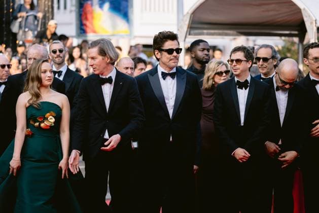 Internationale Filmfestspiele von Cannes, The Phoenician Scheme Premiere 78eme Festival International du Film de Cannes Montée des marches du film The Phoenician Theme 78th International Cannes Film Festival Red carpet for The Phoenician Theme Movie 444610 2025 05 18 Alpes Maritimes Cannes France Winslet Threapleton, Mia Anderson, Wes Del Toro, Benicio Cera, Michael  Copyright: xTerencexBaelenx STAR_444610_161