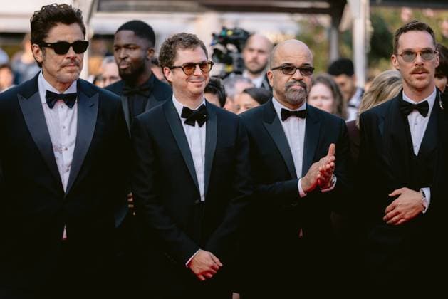 Internationale Filmfestspiele von Cannes, The Phoenician Scheme Premiere 78eme Festival International du Film de Cannes Montée des marches du film The Phoenician Theme 78th International Cannes Film Festival Red carpet for The Phoenician Theme Movie 444610 2025 05 18 Alpes Maritimes Cannes France Del Toro, Benicio Wright, Jeffrey Cera, Michael Cumberbatch, Benedict  Copyright: xTerencexBaelenx STAR_444610_162