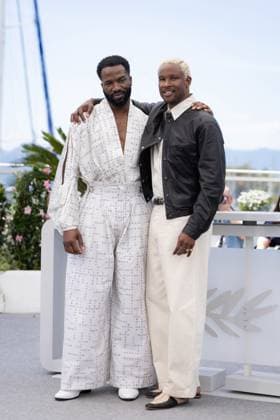 Cannes - My Father s Shadow Photocall Sope Dirisu, Akinola Davies and Wale Davies pose during the My Father s Shadow photocall at the 78th annual Cannes Film Festival at Palais des Festivals on May 18, 2025 in Cannes, France. Photo by Shootpix ABACAPRESS.COM Cannes France  Copyright: xShootpix ABACAx