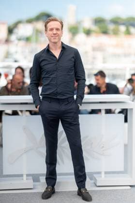 78eme Festival International du Film de Cannes Photocall with cast of Orwell 2 2 5 78th International Cannes Film Festival Photocall with cast of Orwell 2 2 5 movie 444602 2025 05 18 Cannes France Lewis, Damian  Copyright: xEstellexCarlierx xStarfacex STAR_444602_003