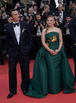 The Phoenician Scheme Premiere at 78th Festival de Cannes - Cannes, France CANNES, FRANCE. May 18, 2025: Rupert Friend & Mia Threapleton at the premiere for The Phoenician Scheme at the 78th Festival de Cannes. Picture: Paul Smith Featureflash Cannes France  Copyright: xPaulxSmithx xFeatureflashx