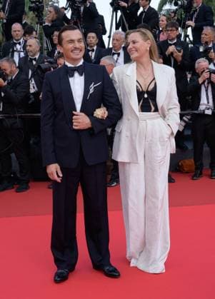 The Phoenician Scheme Premiere at 78th Festival de Cannes - Cannes, France CANNES, FRANCE. May 18, 2025: Rupert Friend & Aimee Mullins at the premiere for The Phoenician Scheme at the 78th Festival de Cannes. Picture: Paul Smith Featureflash Cannes France  Copyright: xPaulxSmithx xFeatureflashx