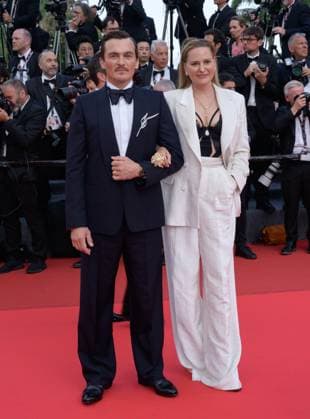 The Phoenician Scheme Premiere at 78th Festival de Cannes - Cannes, France CANNES, FRANCE. May 18, 2025: Rupert Friend & Aimee Mullins at the premiere for The Phoenician Scheme at the 78th Festival de Cannes. Picture: Paul Smith Featureflash Cannes France  Copyright: xPaulxSmithx xFeatureflashx