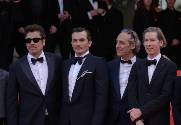 The Phoenician Scheme Premiere at 78th Festival de Cannes - Cannes, France CANNES, FRANCE. May 18, 2025: Benicio del Toro, Rupert Friend, Alexandre Desplat & Wes Anderson at the premiere for The Phoenician Scheme at the 78th Festival de Cannes. Picture: Paul Smith Featureflash Cannes France  Copyright: xPaulxSmithx xFeatureflashx