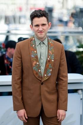 Photocall for Pillion , Palais des Festivals, Cannes, France Harry Melling seen at the Photocall for Pillion during the 78th Festival de Cannes (Cannes International Film Festival) at Palais des Festivals, Cannes, , France on 18 May 2025. Picture, Credit:Julie Edwards Avalon France, French Riviera, Cannes, Palais des Festivals Copyright: xJuliexEdwardsx xAvalonx 1000709405