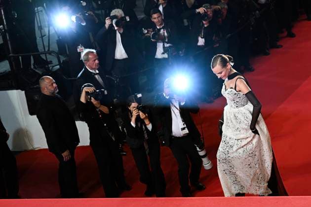 78eme Festival International du Film de Cannes Montée des marches La femme la plus riche du monde 78th International Cannes Film Festival Red carpet for La femme la plus riche du monde movie 444612 2025 05 18 France  Copyright: xSergexArnalx xStarfacex STAR_444612_001