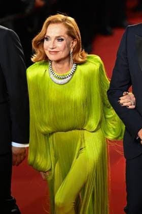78eme Festival International du Film de Cannes Montée des marches La femme la plus riche du monde 78th International Cannes Film Festival Red carpet for La femme la plus riche du monde movie 444612 2025 05 18 France Huppert, Isabelle  Copyright: xSergexArnalx xStarfacex STAR_444612_004