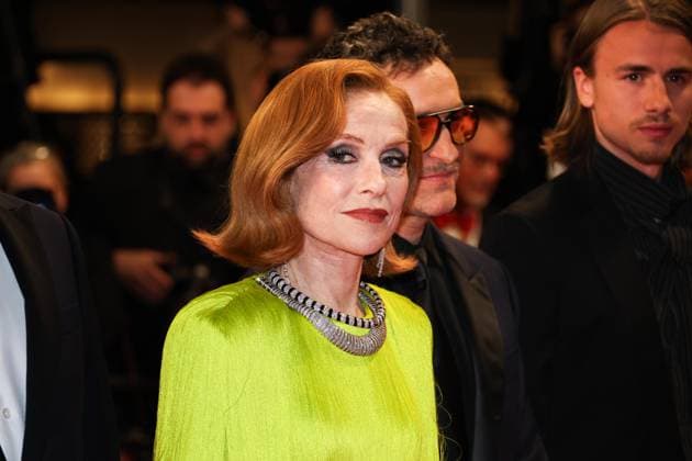 78eme Festival International du Film de Cannes Montée des marches La femme la plus riche du monde 78th International Cannes Film Festival Red carpet for La femme la plus riche du monde movie 444613 2025 05 18 France Huppert, Isabelle Klifa, Thierry  Copyright: xIvankaxVoisinx xStarfacex STAR_444613_013