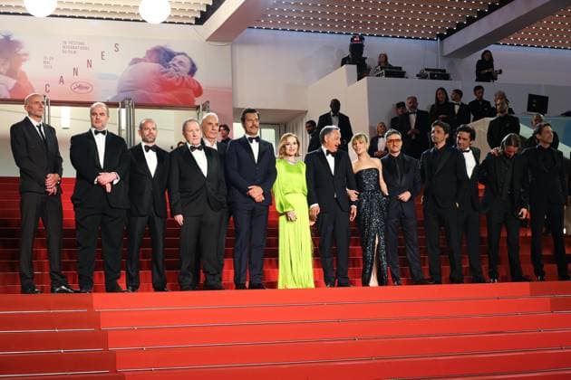 78eme Festival International du Film de Cannes Montée des marches La femme la plus riche du monde 78th International Cannes Film Festival Red carpet for La femme la plus riche du monde movie 444613 2025 05 18 France Lafitte, Laurent Klifa, Thierry Fois, Marina Demy, Mathieu Personnaz, Raphael  Copyright: xIvankaxVoisinx xStarfacex STAR_444613_025