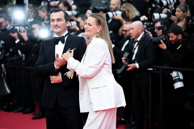 78eme Festival International du Film de Cannes Montée des marches du film The Phoenician Theme Festival de Cannes 2025 Red carpet The phoenician Scheme Rupert Friend, Aimee Mullins 444614 2025 05 18 France  Copyright: xLionelxGuericolas MPPx STAR_444614_195