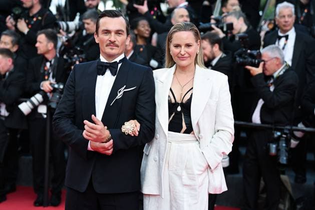 78eme Festival International du Film de Cannes Montée des marches du film The Phoenician Theme Festival de Cannes 2025 Red carpet The phoenician Scheme Rupert Friend, Aimee Mullins 444614 2025 05 18 France  Copyright: xLionelxGuericolas MPPx STAR_444614_200
