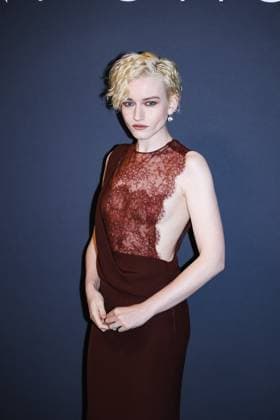Cannes, Arrivals at the photocall of the 2025 Kering Women In Motion Awards and Cannes Film Festival Presidential Dinner event during the 78th Cannes Film Festival Cannes, Arrivals at the photocall of the 2025 Kering Women In Motion Awards and Cannes Film Festival Presidential Dinner event during the Festival de Cannes. In the photo: Julia Garner (Actress) Milan Italy  Copyright: xIPA ABACAx