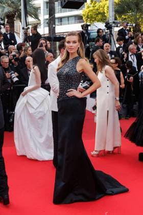 Festival de Cannes The Phoenician Scheme Red Carpet Kim Dammer at the premiere of The Phoenician Scheme during the 78 Cannes Film Festival at the Palais de Festival on 18 05 2025 Copyright: xEventpressxKochanx