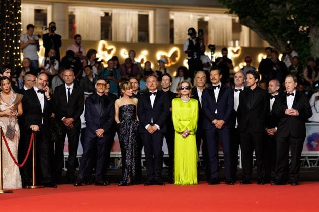 J Montée des marches du film La femme la plus riche du monde lors du 78ème Festival International du Film de Cannes Mathieu Demy, Marina Foïs, Thierry Klifa, Isabelle Huppert, Laurent Lafitte, Raphaël Personnaz, André Marcon Montée des marches du film La femme la plus riche du monde lors du 78ème Festival International du Film de Cannes, au Palais des Festivals à Cannes Le 18 mai 2025 Jacovides Moreau Bestimage Red carpet for the movie The richest woman in the world during the 78th Cannes International Film Festival at the Palais des Festivals in Cannes, France On may 18th 2025 Cannes France  Copyright: xJACOVIDES-MOREAUx xBESTIMAGExJACOVIDES-MOREAUx xBESTIMAGEx