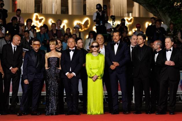 J Montée des marches du film La femme la plus riche du monde lors du 78ème Festival International du Film de Cannes Mathieu Demy, Marina Foïs, Thierry Klifa, Isabelle Huppert, Laurent Lafitte, Raphaël Personnaz, André Marcon Montée des marches du film La femme la plus riche du monde lors du 78ème Festival International du Film de Cannes, au Palais des Festivals à Cannes Le 18 mai 2025 Jacovides Moreau Bestimage Red carpet for the movie The richest woman in the world during the 78th Cannes International Film Festival at the Palais des Festivals in Cannes, France On may 18th 2025 Cannes France  Copyright: xJACOVIDES-MOREAUx xBESTIMAGExJACOVIDES-MOREAUx xBESTIMAGEx