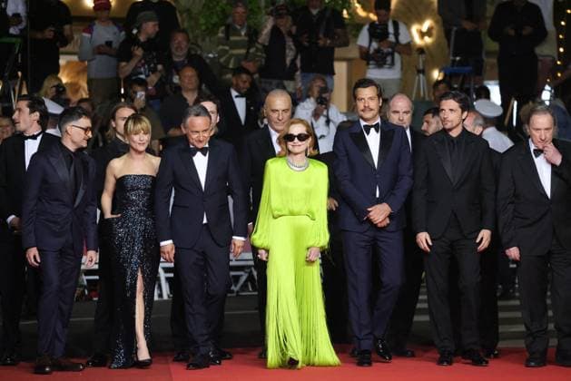 J Montée des marches du film La femme la plus riche du monde lors du 78ème Festival International du Film de Cannes Mathieu Demy, Marina Foïs, Thierry Klifa, Isabelle Huppert, Laurent Lafitte, Raphaël Personnaz, André Marcon Montée des marches du film La femme la plus riche du monde lors du 78ème Festival International du Film de Cannes, au Palais des Festivals à Cannes Le 18 mai 2025 Jacovides Moreau Bestimage Red carpet for the movie The richest woman in the world during the 78th Cannes International Film Festival at the Palais des Festivals in Cannes, France On may 18th 2025 Cannes France  Copyright: xJACOVIDES-MOREAUx xBESTIMAGExJACOVIDES-MOREAUx xBESTIMAGEx