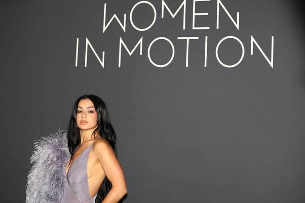 May 18, 2025, Cannes, Cote D azur, France: CHARLI XCX poses during the Kering Women in Motion Award 2025 photocall in Cannes, France Cannes France - ZUMAc179 20250518_zep_c179_456 Copyright: xMickaelxChavetx