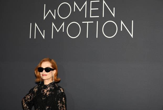 May 18, 2025, Cannes, Cote D azur, France: ISABELLE HUPPERT poses during the Kering Women in Motion Award 2025 photocall in Cannes, France Cannes France - ZUMAc179 20250518_zep_c179_471 Copyright: xMickaelxChavetx