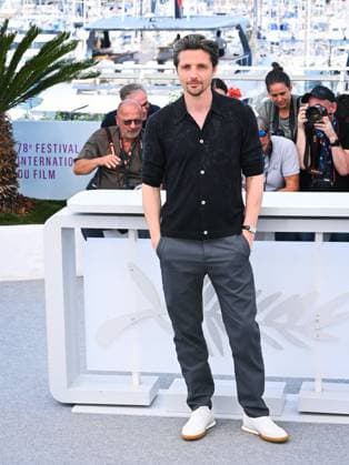 Cannes, 78th Cannes Film Festival 2025 - day 7 - photocall of the film La Femme La Plus Riche Du Monde Cannes, 78th Cannes Film Festival 2025 - day 7 - photocall of the film La Femme La Plus Riche Du Monde (The Richest Woman In The World) - In the photo: Raphaël Personnaz Cannes Italy  Copyright: xIPA ABACAx