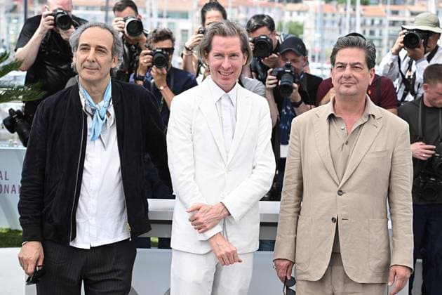 RECORD DATE NOT STATED Cannes - The Phoenician Scheme Photocall Alexandre Desplat, Benicio del Toro, Wes Anderson posing during The Phoenician Scheme photocall at the 78th annual Cannes Film Festival at Palais des Festivals on May 19, 2025 in Cannes, France. Photo by David Niviere ABACAPRESS.COM Cannes France  Copyright: xNivierexDavid ABACAPRESS.COMx