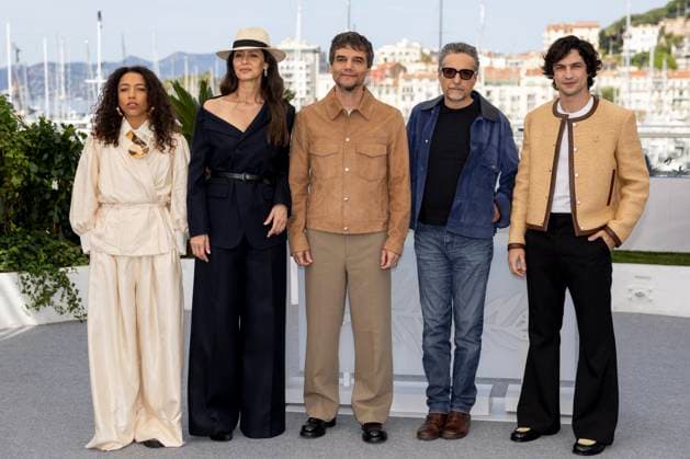 Photocall of the film O Agento Secreto The secret agent during the 78th Cannes International Film Festival Alice Carvalho, Maria Fernanda Cândido, Wagner Moura, Kleber Mendonça Filho, Gabriel Leone Photocall of the film O Agento Secreto The secret agent during the 78th Cannes International Film Festival on May 19, 2025 Jacovides Moreau Bestimage Photocall of the film O Agento Secreto The Secret Agent during the 78th Cannes International Film Festival on May 19, 2025 Cannes France  Copyright: xJACOVIDES-MOREAUx xBESTIMAGExJACOVIDES-MOREAUx xBESTIMAGEx