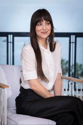 Photocall Kering Women in Motion Talk à lhôtel Majestic lors du 78ème Festival International du Film de Cannes Dakota Johnson Photocall Kering Women in Motion Talk à lhôtel Majestic lors du 78ème Festival International du Film de Cannes le 19 mai 2025 Olivier Borde Bestimage Kering Women in Motion Talk with Dakota Johnson and Ro Donnelly at the 78th annual Cannes Film Festival at Majestic Hotel on May 19, 2025 in Cannes, France Cannes France  Copyright: xOLIVIERxBORDEx xBESTIMAGExOLIVIERxBORDEx xBESTIMAGEx