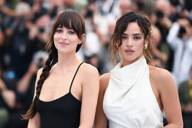 Cannes Splitsville Photocall AM Dakota Johnson and Adria Arjona attending the Splitsville Photocall in Cannes, France on May 19, 2025 as part of the 78th Cannes Film Festival. Photo by Aurore Marechal ABACAPRESS.COM Cannes France  Copyright: xMarechalxAurore ABACAx