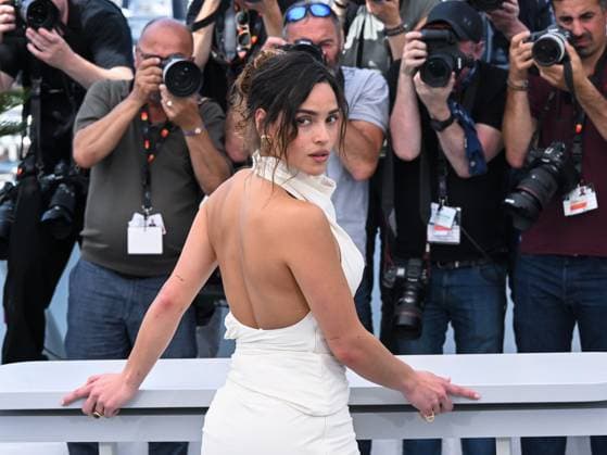 Cannes, Italy: Cannes, 78th Cannes Film Festival 2025 - day 7 - photocall of the film Splitsville - In the photo: Adria Arjona Cannes Italy  - ZUMAp169 20250519_zea_p169_276 Copyright: xAlbertoxTerenghix
