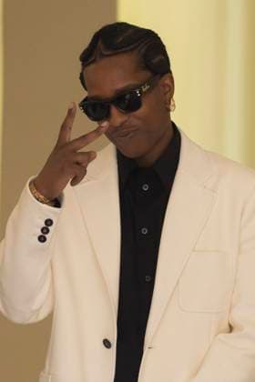 Cannes Spike Lee, A$ap Rocky leave Carlton Hotel MP Spike Lee, A$ap Rocky leave Carlton Hotel to attending photocall of - Highest 2 lowest - ahead the 78th annual Cannes Film Festival on May 19, 2025 in Cannes, France. Photo by Marco Piovanotto ABACAPRESS.COM  Copyright: xPiovanottoxMarco ABACAx