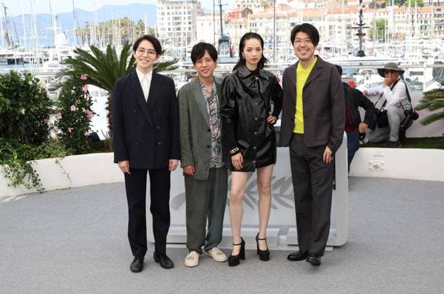 Entertainment Bilder des Tages EXIT 8 Photocall at the 78th Cannes Film Festival Hirase Kentaro, Kazunari Ninomiya, Nana Komatsu and Genki Kawamura - EXIT 8 Photocall at the 78th Cannes Film Festival in Cannes, France on May 19, 2025.  Copyright: x Chassery+Courdjix