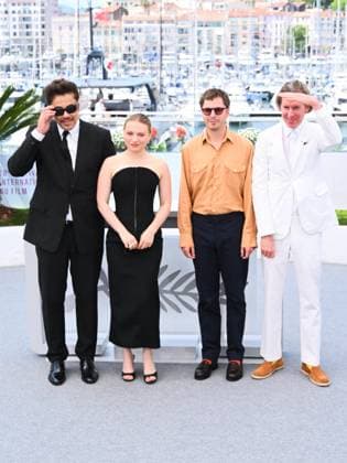 Cannes, 78th Cannes Film Festival 2025 - day 7 - photocall of the film The Phoenician Scheme Cannes, 78th Cannes Film Festival 2025 - day 7 - photocall of the film The Phoenician Scheme . In the picture BENICIO DEL TORO, MIA THREAPLETON, MICHAEL CERA, WES ANDERSON Cannes France  Copyright: xIPA ABACAx