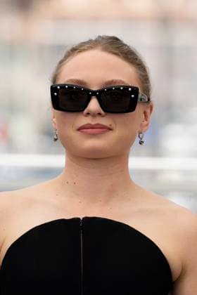 Photocall The Phoenician Scheme at the 78th Cannes International Film Festival Mia Threapleton au photocall The Phoenician Scheme at the 78th Cannes International Film Festival at Palais des Festivals in Cannes, France, on May 19, 2025 Jacovides Moreau Bestimage The Phoenician Scheme photocall at the 78th annual Cannes Film Festival at Palais des Festivals in Cannes, France, on May 19, 2025 Cannes France  Copyright: xJACOVIDES-MOREAUx xBESTIMAGExJACOVIDES-MOREAUx xBESTIMAGEx