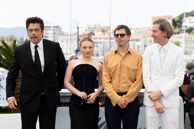Photocall The Phoenician Scheme at the 78th Cannes International Film Festival Benicio del Toro, Mia Threapleton, Michael Cera and Wes Anderson at The Phoenician Scheme photocall at the 78th Cannes International Film Festival at Palais des Festivals in Cannes, France, on May 19, 2025 Jacovides Moreau Bestimage The Phoenician Scheme photocall at the 78th annual Cannes Film Festival at Palais des Festivals in Cannes, France, on May 19, 2025 Cannes France  Copyright: xJACOVIDES-MOREAUx xBESTIMAGExJACOVIDES-MOREAUx xBESTIMAGEx
