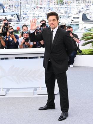 Cannes, France: Cannes, 78th Cannes Film Festival 2025 - day 7 - photocall of the film The Phoenician Scheme . In the photo BENICIO DEL TORO Cannes  - ZUMAp169 20250519_zea_p169_355 Copyright: xAlbertoxTerenghix