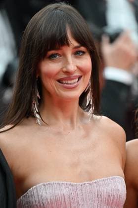 Cannes Highest 2 Lowest Screening JR Dakota Johnson attending the screening of Highest 2 Lowest at 78th Cannes Film Festival in Cannes, France on May, 19, 2025. Photo by Julien Reynaud APS-Medias ABACAPRESS.COM Cannes France  Copyright: xReynaudxJulien APS-Medias ABACAx
