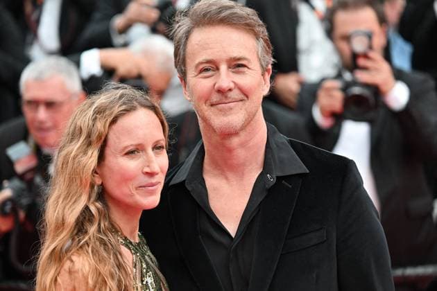 Cannes Highest 2 Lowest Screening JR hauna Robertson, Edward Norton attending the screening of Highest 2 Lowest at 78th Cannes Film Festival in Cannes, France on May, 19, 2025. Photo by Julien Reynaud APS-Medias ABACAPRESS.COM Cannes France  Copyright: xReynaudxJulien APS-Medias ABACAx